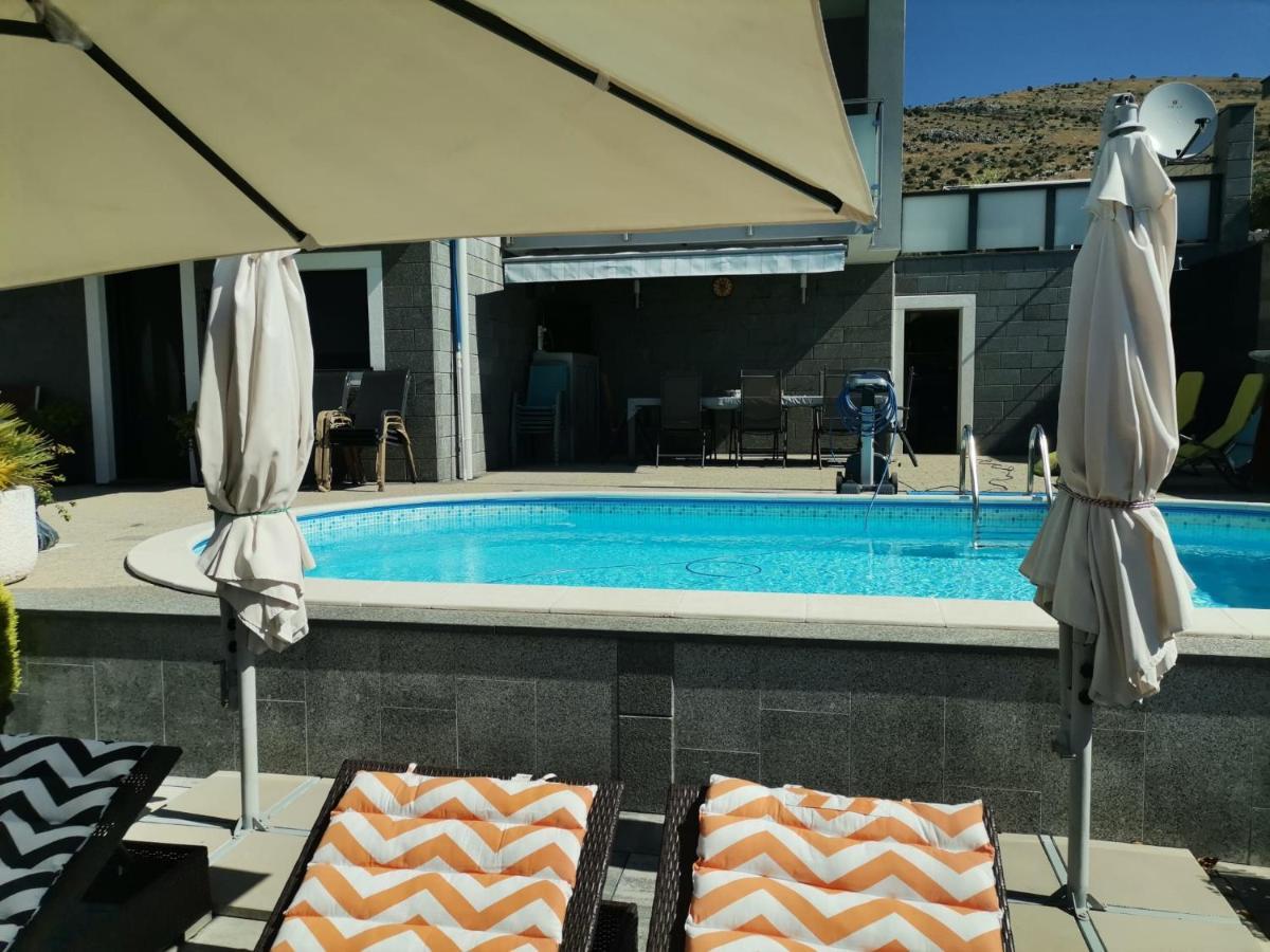 Apartment Ruza - Pool Donji Seget Esterno foto
