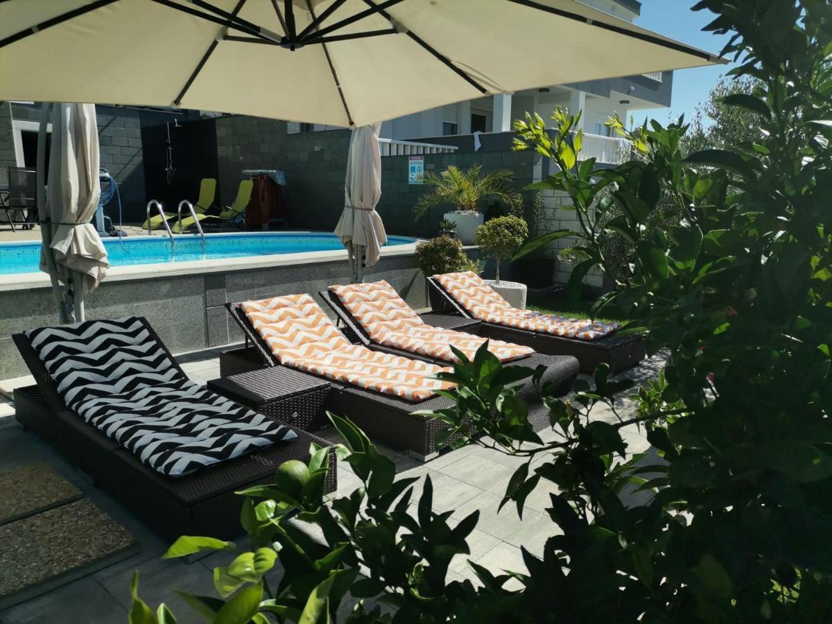 Apartment Ruza - Pool Donji Seget Esterno foto