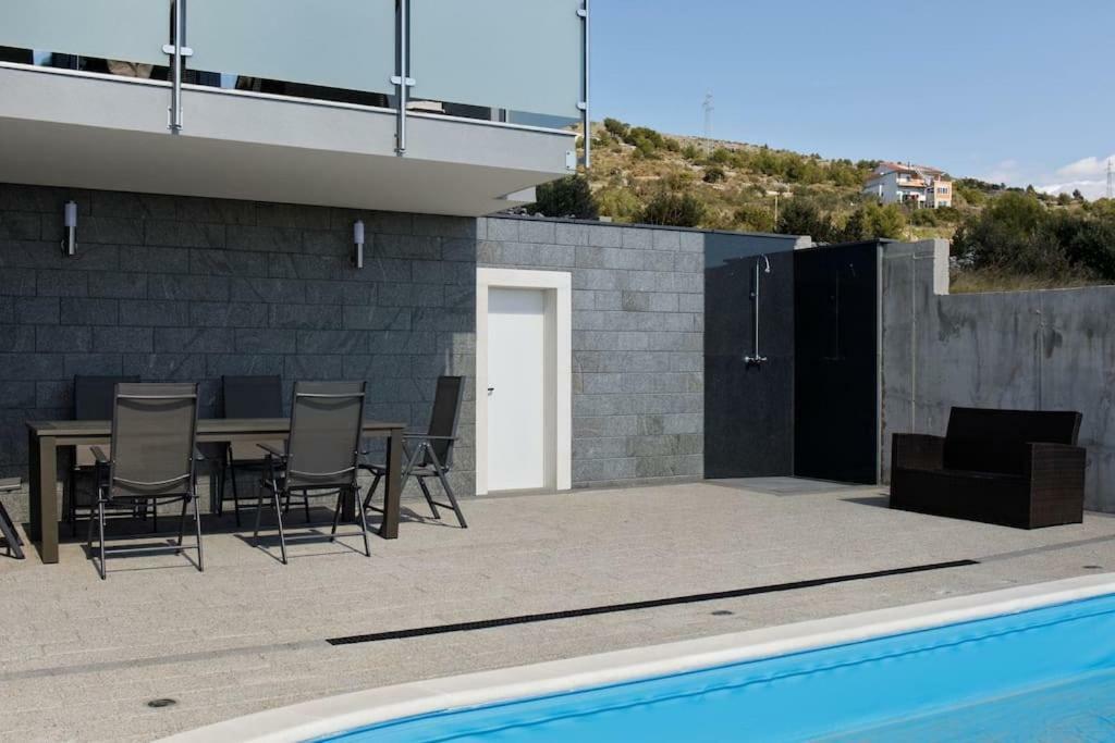 Apartment Ruza - Pool Donji Seget Esterno foto