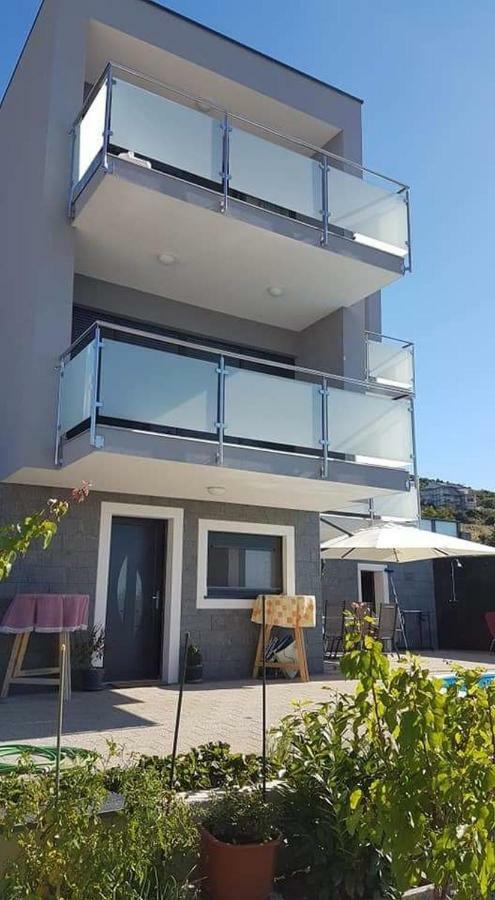 Apartment Ruza - Pool Donji Seget Esterno foto