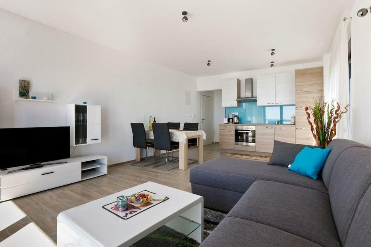 Apartment Ruza - Pool Donji Seget Esterno foto