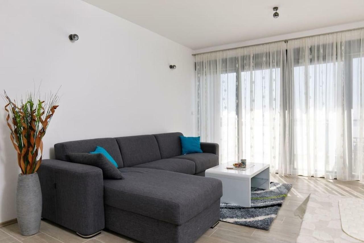 Apartment Ruza - Pool Donji Seget Esterno foto